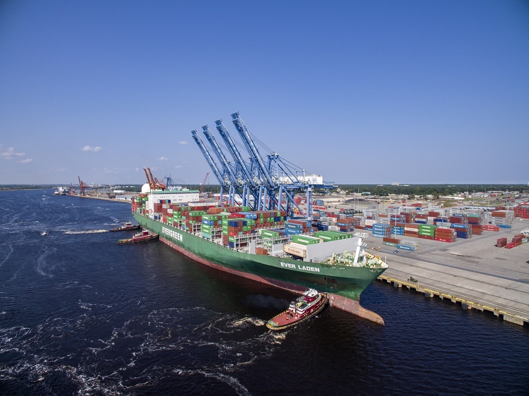 PostPanamaxVessel_PortOfWilmington (10)